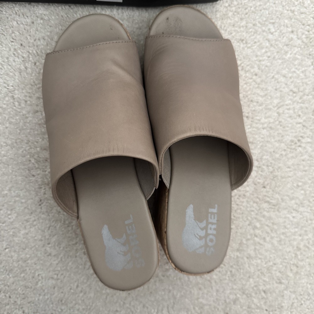 Sorel Cameron Wedge Mule in Omega Taupe Sea Salt size 7