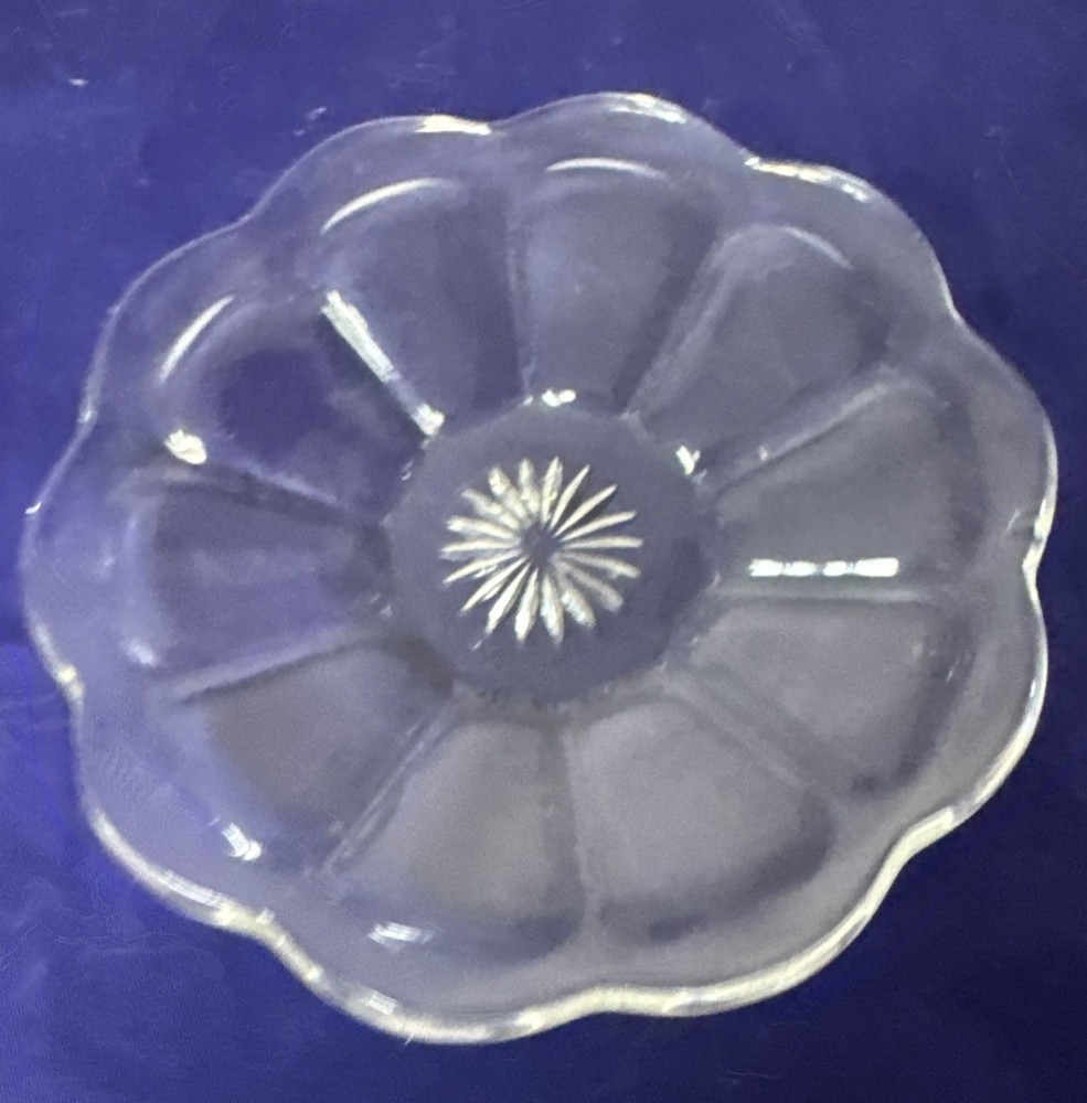 Heisey Glass Old Williamsburg Scalloped Butter Dish 5.5 Inch Vintage