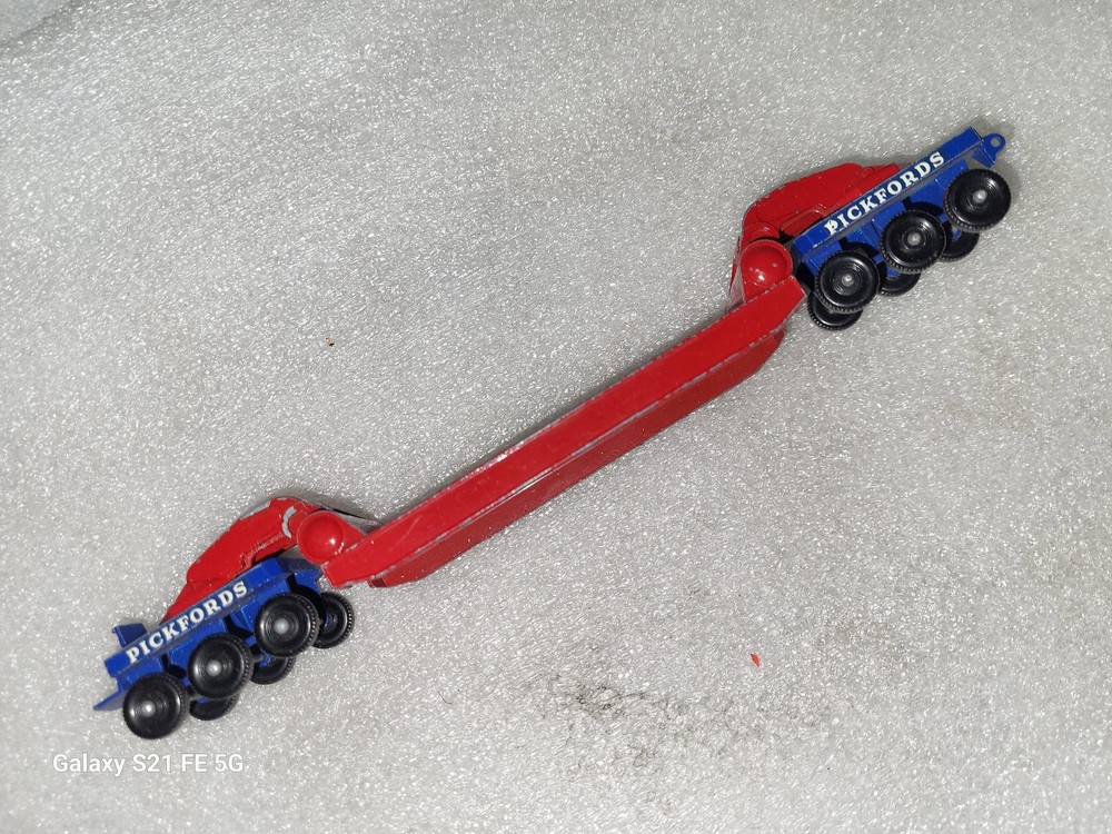 Vintage Matchbox 200 Ton Transporter Crane Car