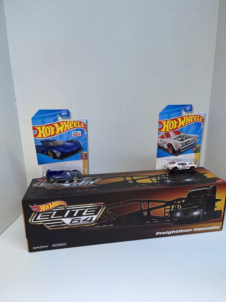 HOT WHEELS COLLECTORS FREIGHTLINER CASCADIA ELITE 64 TRACTOR W/ 2 CAR LOT + GIFT