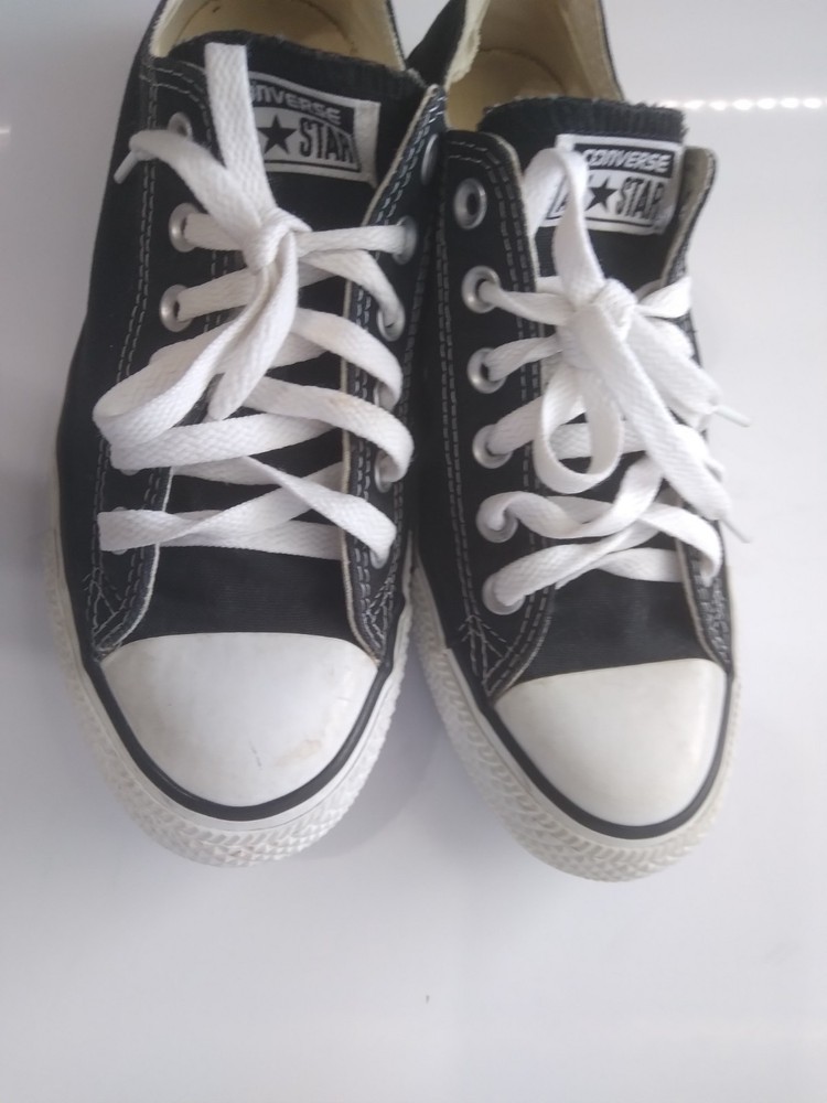 Converse All Star Low Top Lace Up Black White Sneakers Size Men 8 Women 8