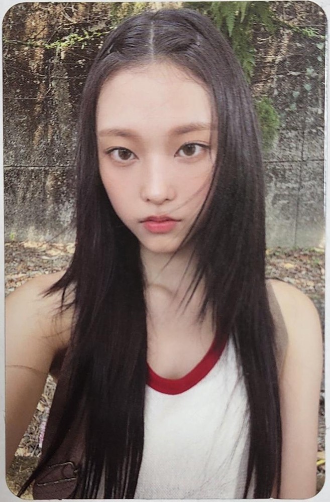 Limited Time NewJeans How Sweet Sanok Photocard HAERIN-image