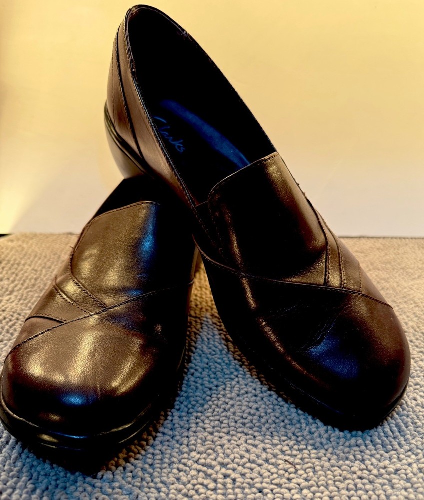 Clarks Brown Leather Slip-On Loafers for Women US Size 7.5 M Unstructured Comfort Mocs