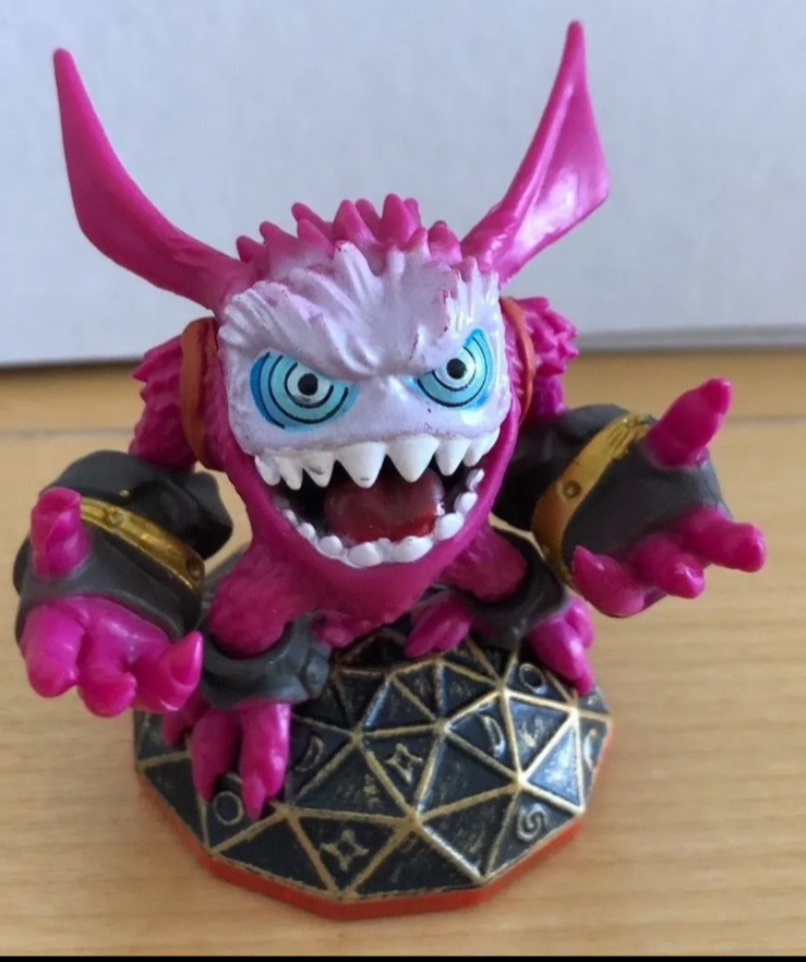 Skylanders Trap Team - LOVE POTION POP FIZZ - MAGIC ELEMENT