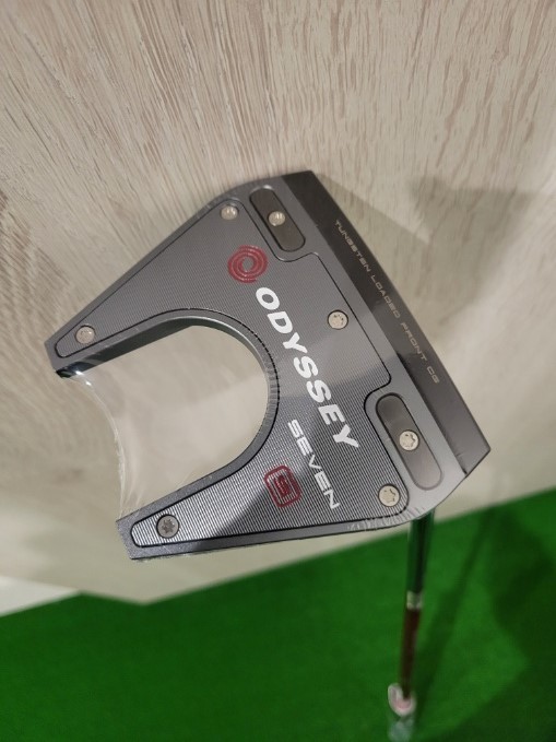 Odyssey New TRI HOT 5K SEVEN S 34 Inch Putter