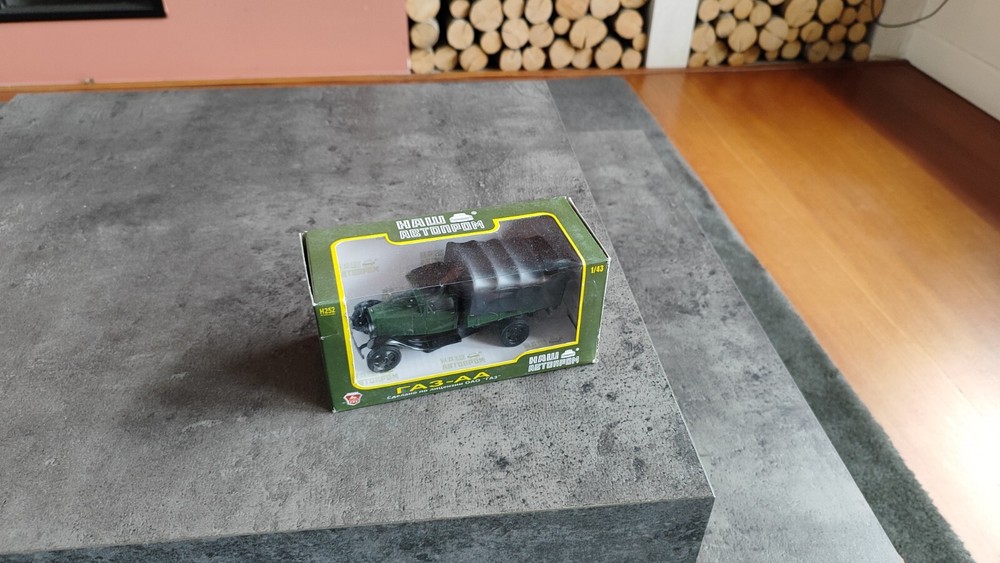 1/43 HONGWELL NASH AVTOPROM H252 GAS TRUCK AA RUSSIA RUSSIA MIB