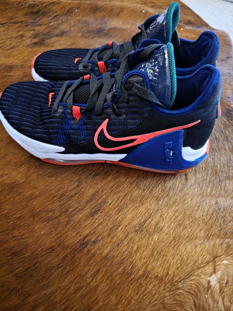 Nike LeBron Witness 6 Low Black Royal Siren Red Boys Size Youth 7Y