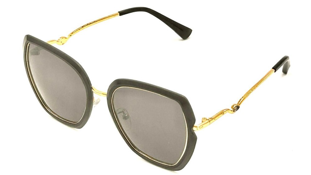 Polarized Black Sunglasses for Women UV Protection Stylish