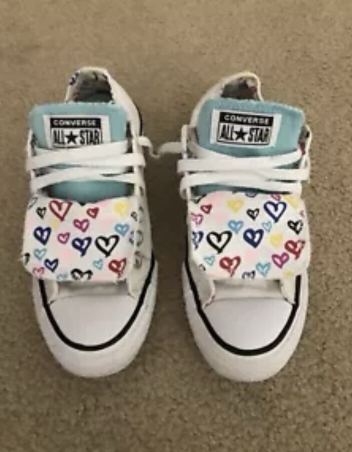 Converse Chuck Taylor All Star Low White Hearts Sneakers Size 7