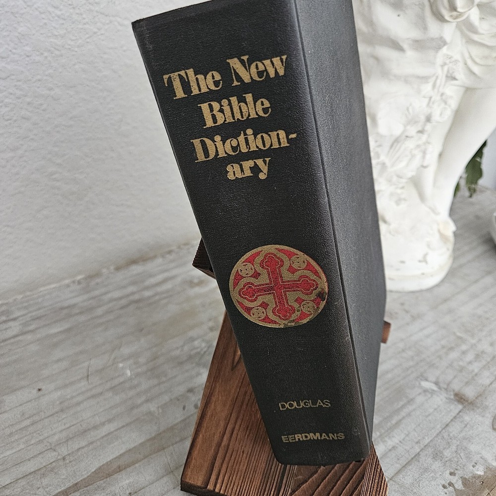 The New Bible Dictionary J.D. Douglas Hardback 1970 Church Study Book Eerdmans