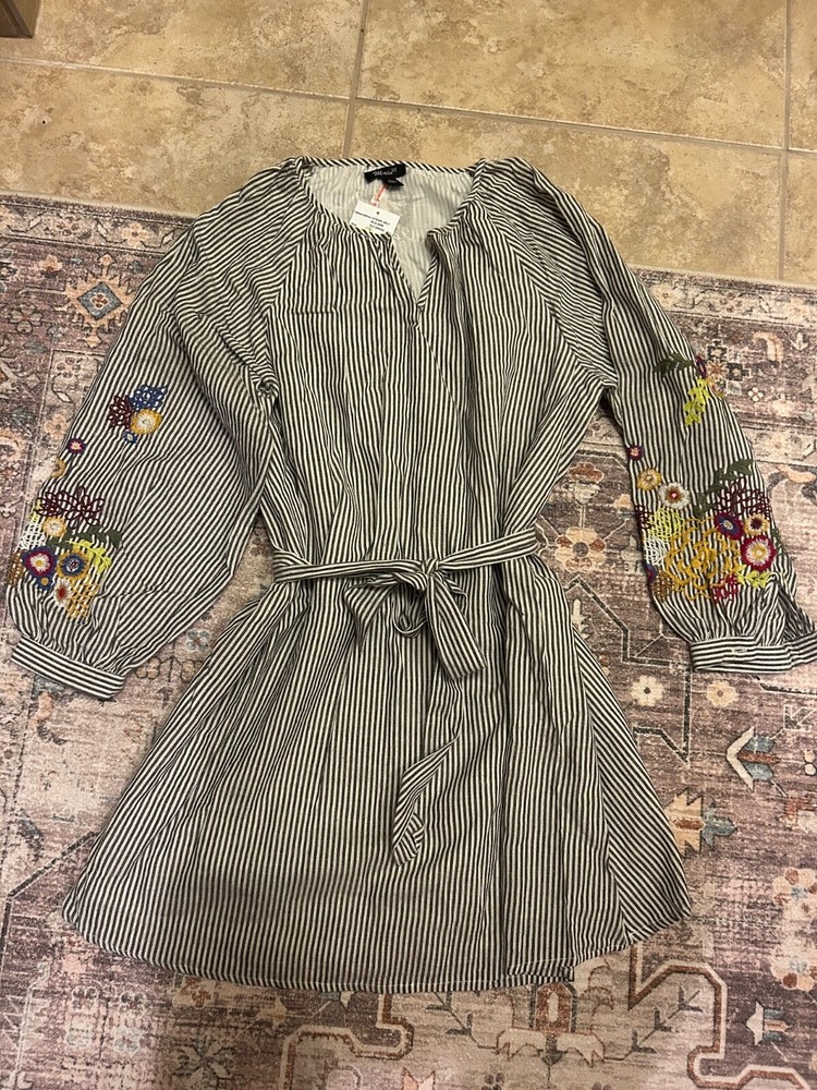 Main St Embroidered Dress Striped Grey White Floral Large