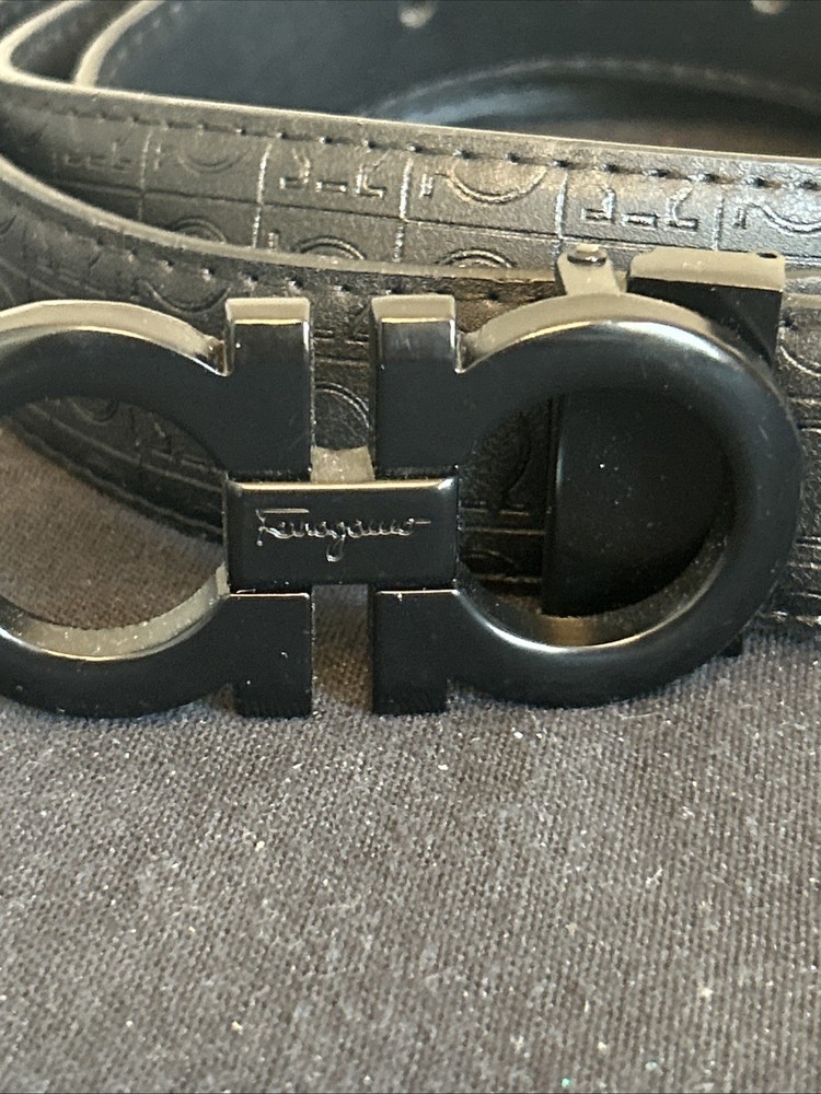 Salvatore Ferragamo Black Leather Belt Size 50 125 with Black Buckle Design 2