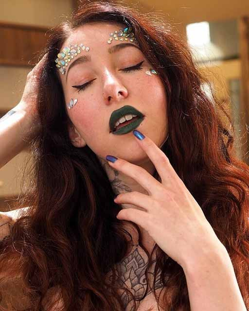 Esluna Love NOT SIGNED Model 8x10 Photo Print #0009