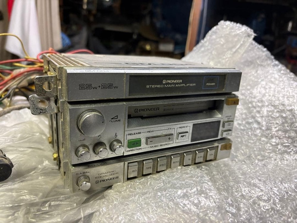 Pioneer KP-005 GM-004 EQ-001 Lonesome Carboy Vintage Car Audio JDM Japan