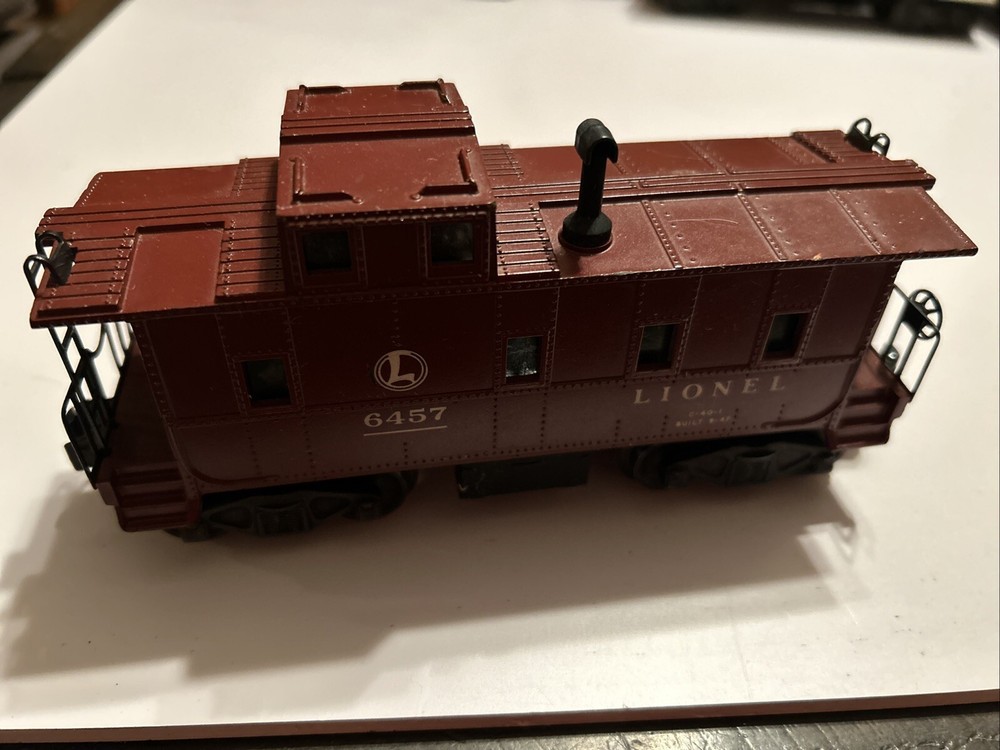 Lionel Train original vintage 6457 Lighted  Deluxe Caboose Clean condition