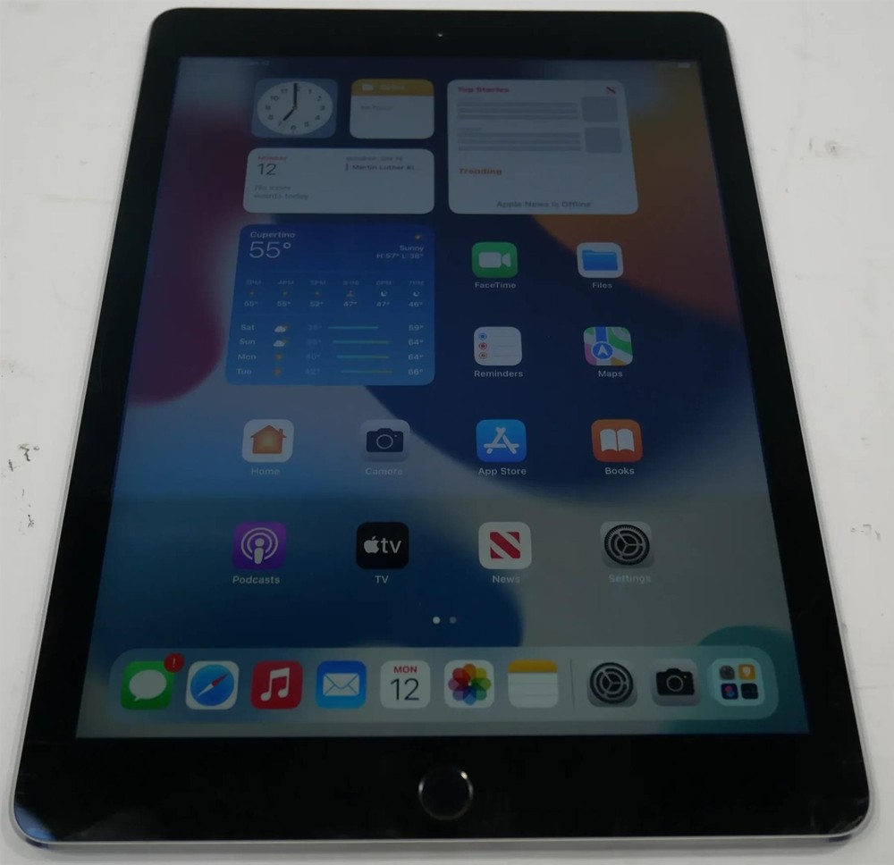Apple iPad Air 2nd Gen A1566 9.7