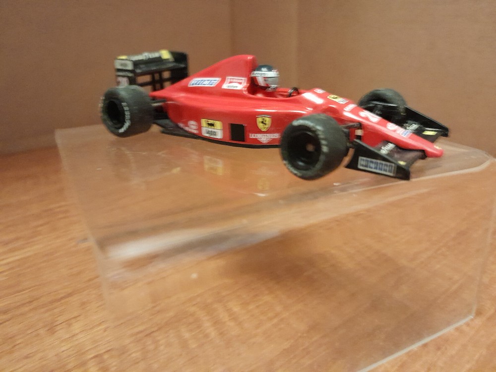 ONYX 1/43 Scale Model Car  28  FERRARI F1 89  G.BERGER