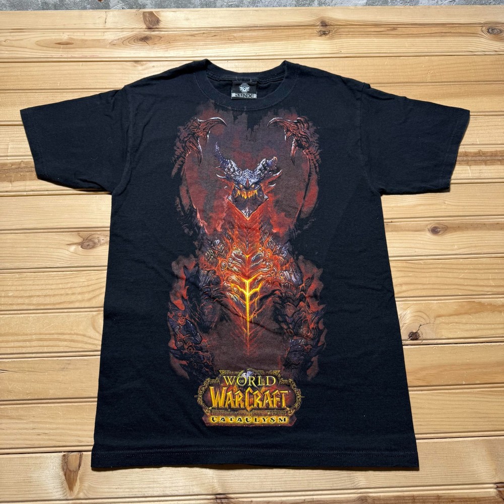 World of Warcraft Cataclysm Blizzard Entertainment Dragon Graphic T-Shirt Small