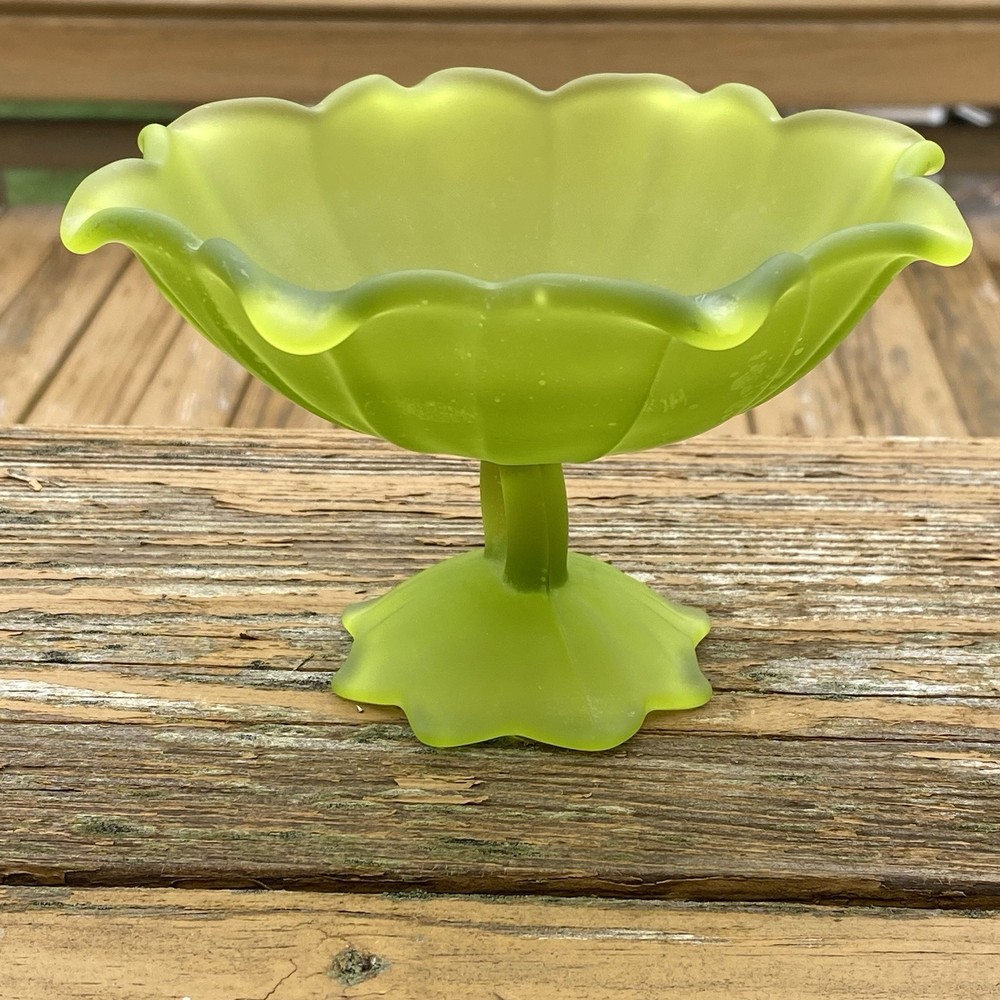 Vintage Westmoreland WG Lotus Doric Satin Green Glass Candy Dish Compote