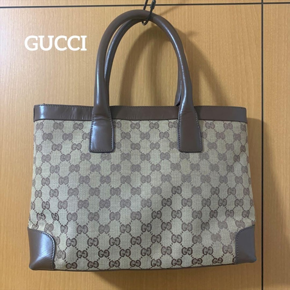 Gucci GG Logo Monogram Handbag with Total Pattern Design