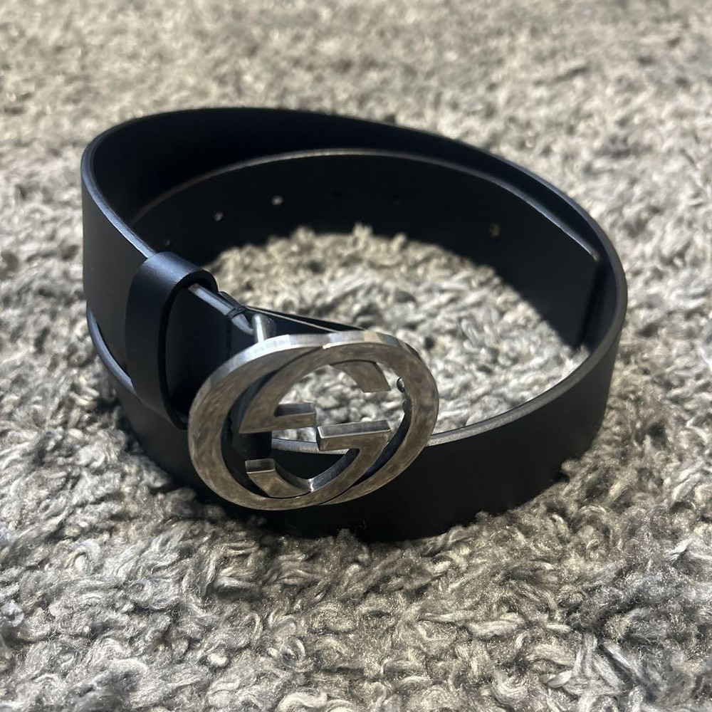 GUCCI GG Logo Buckle Belt Black Silver Leather Made in Italy Authentic