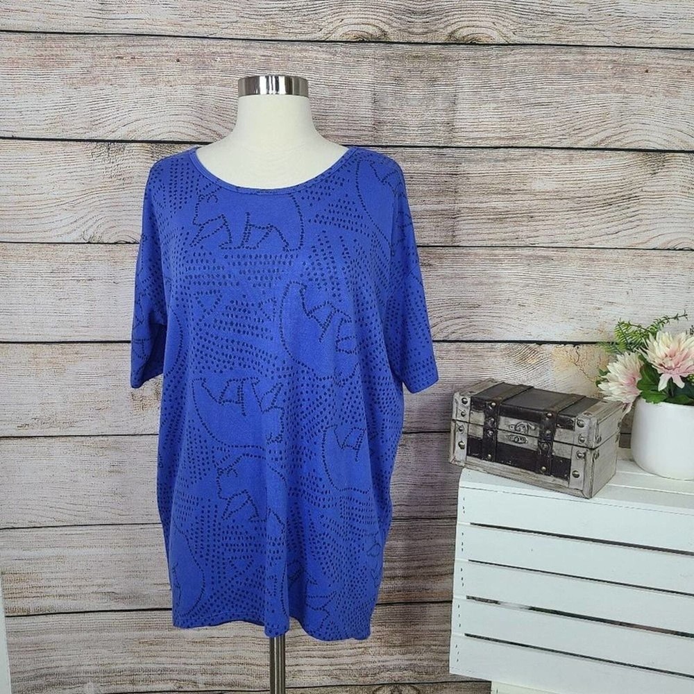 LuLaRoe Womens Irma Polar Bear Tunic Top Short Sleeve Loose Fit Casual Blue XXS