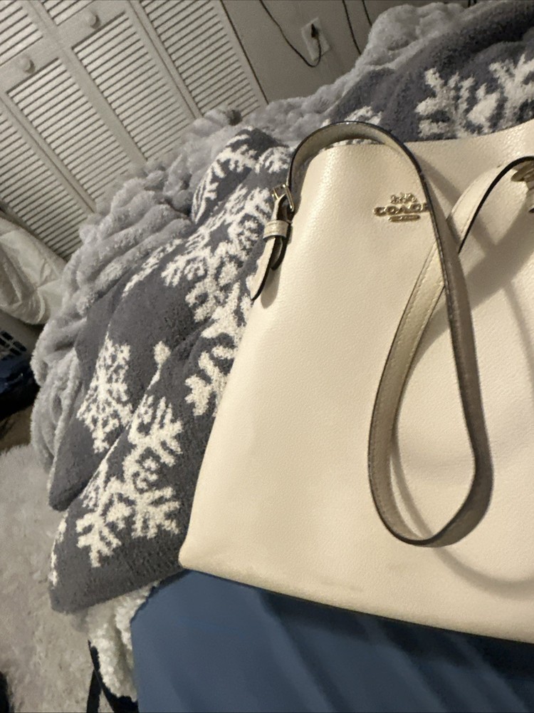 Coach Women's Leather Shoulder Bag - F79993