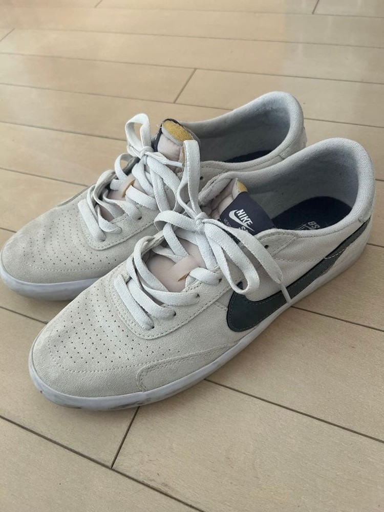 Nike SB Heritage VULC Suede Sneakers Beige Used