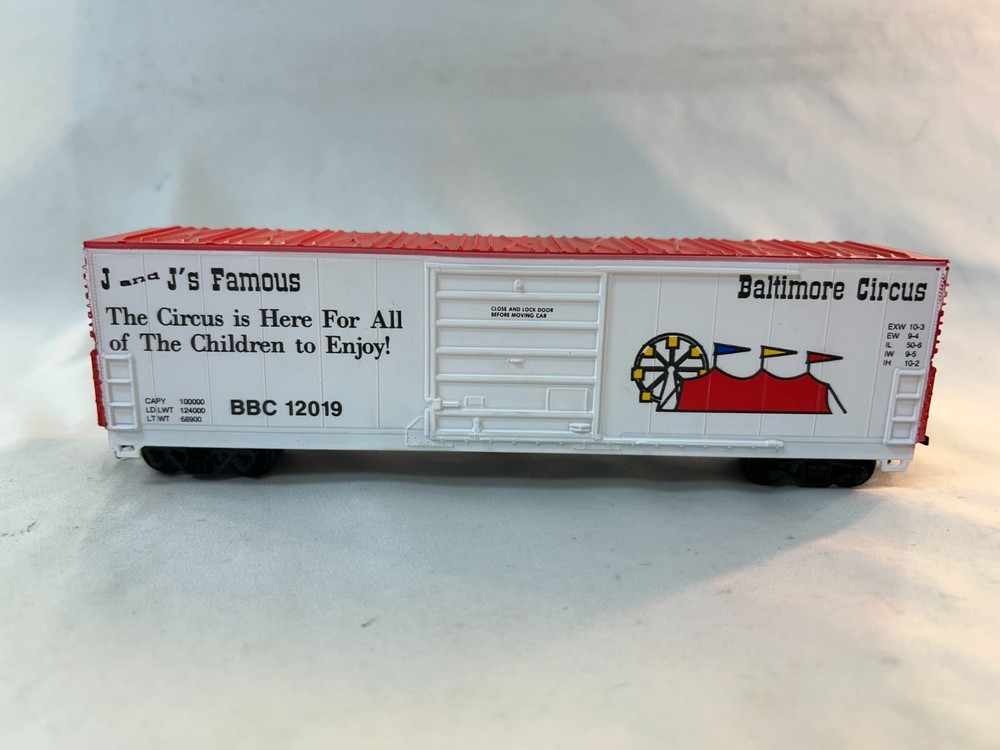 Bevbel Corp. 12019 HO Scale 50' Evans Tent Boxcar, Baltimore Circus #12019
