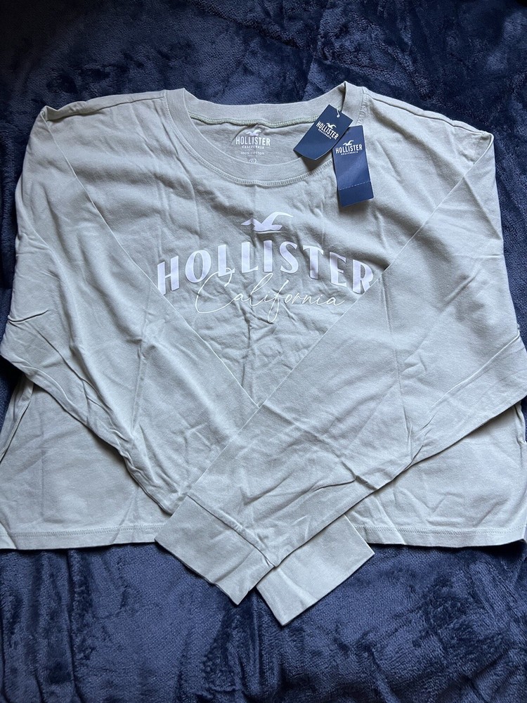 Hollister Light Green Long Sleeve Womens XL Crop Top