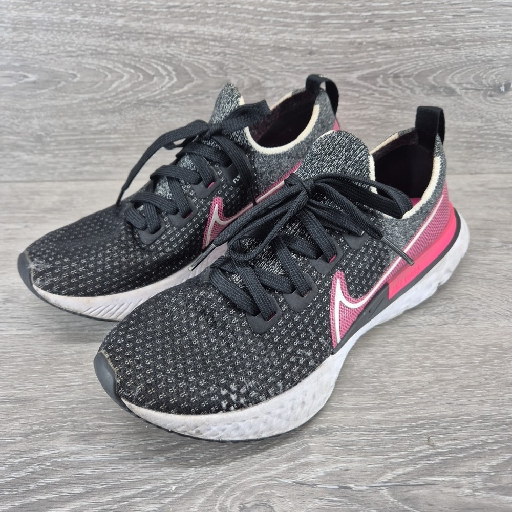 Nike React Infinity Run Flyknit 'Black  Pink Blast' - Women US 9