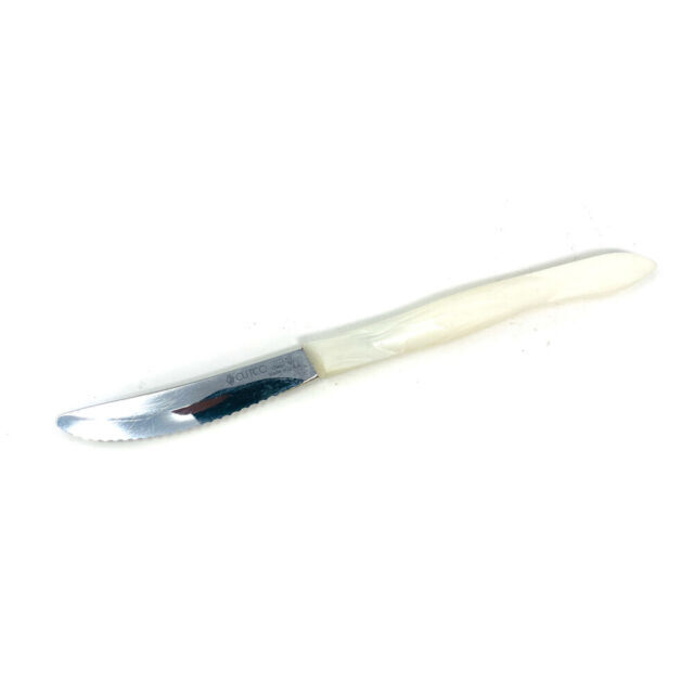 Cutco 1759 Pearl Table Knife for Elegant Dining