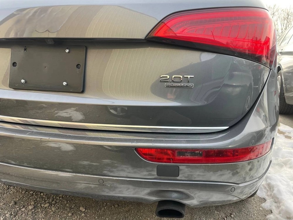 Right Rear Bumper Tow Hook Cover Cap 8R0807450 Fit For AUDI Q5 2009-2017