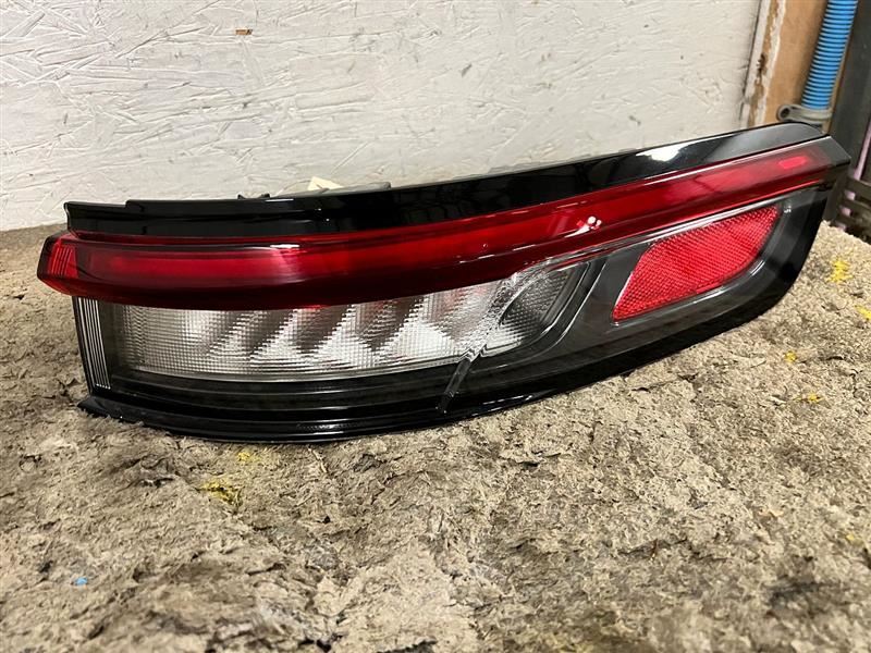 Passenger Tail Light Quarter Panel Mounted Fits 21-23 GRAND CHEROKEE 2884870