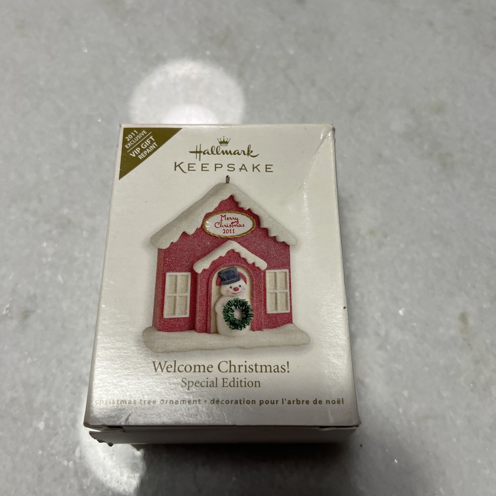 2011 Hallmark Keepsake Welcome Christmas! Special Edition Ornament