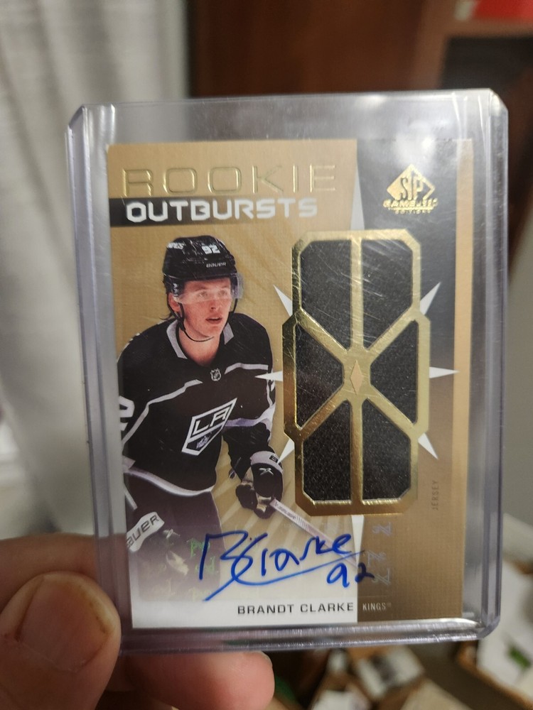 Brandt Clarke 2022-23 Upper Deck SP Game Used Outbursts Jersey Rookie Auto RPA