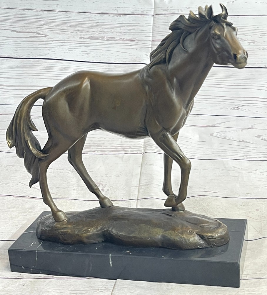 Hand Made Show Horse Equestrian Equine Artwork Bronze Marble Sculpture Figure