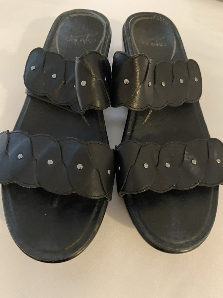 Women’s Black Leather Dansko Sandals Size 8.5
