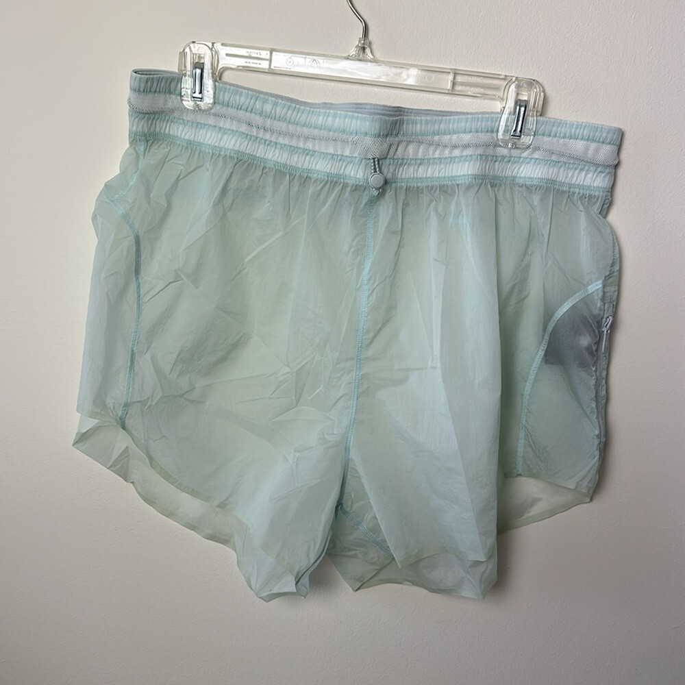 Lululemon Step Out High Rise Shorts 14 Womens Athletic Blue Ocean Air