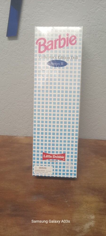 Little Debbie Barbie Collector Edition Series II 1995 Doll New in Box