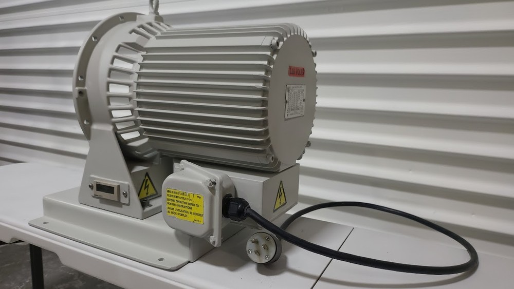 Anest Iwata ISP500 Dry Scroll Pump DUAL VOLTAGE MOTOR with New Bearings