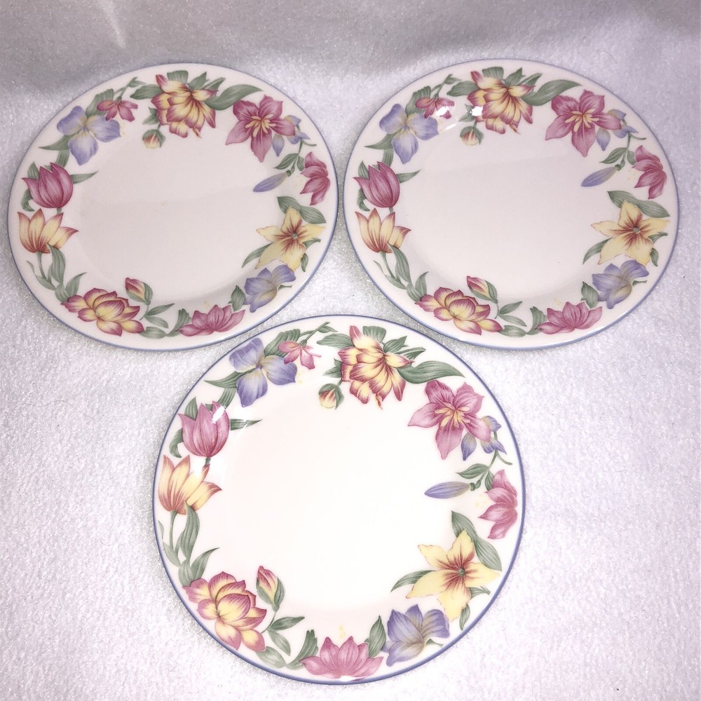 Royal Doulton Blooms 3 Bread Butter Plates Pink Lavender Floral Design