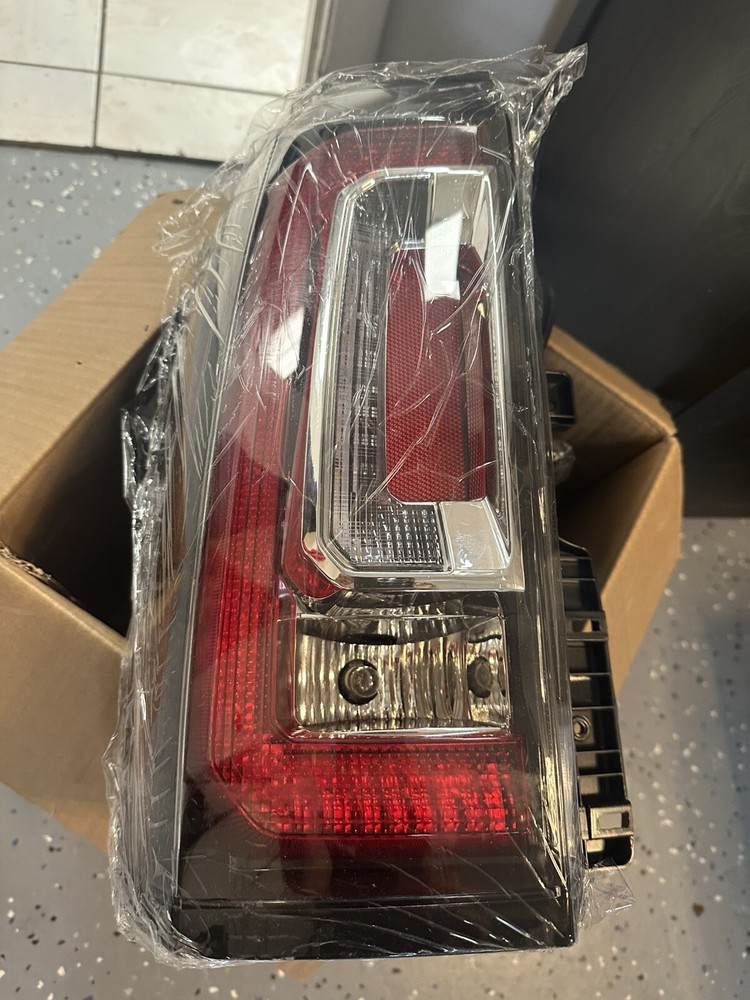 LED Tail Lights Brake Lamps Left & Right Fit For 2015-2020 GMC Yukon/Yukon XL