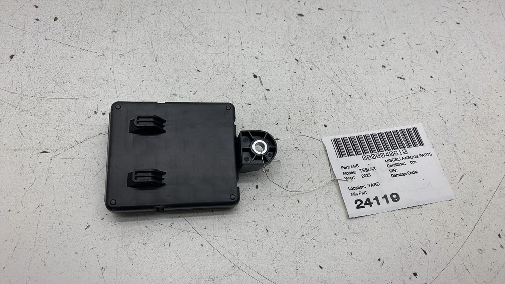 2021-2024 Tesla Model X MX Gen 4 HV High Voltage Charge Port Controller Assembly
