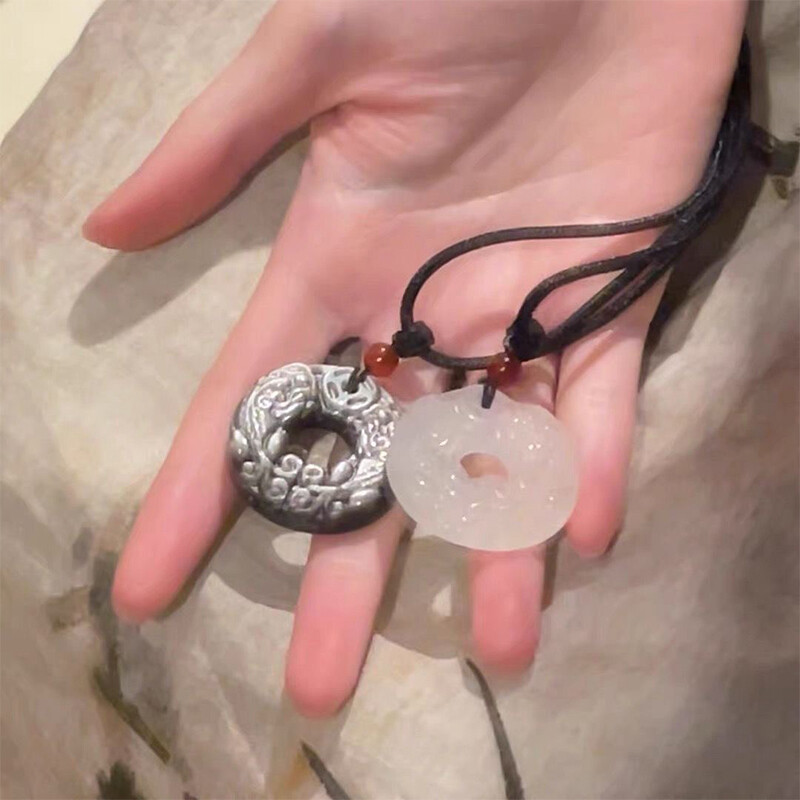 New Chinese Style Beautiful Chalcedony Lotus Pendant Charms Amulet Necklaa5