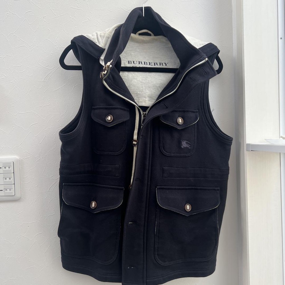 Burberry Vest Gilet Men's Fashion from Japan