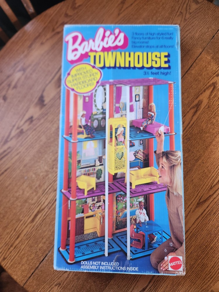Vintage Mattel Barbie Townhouse No. 7825