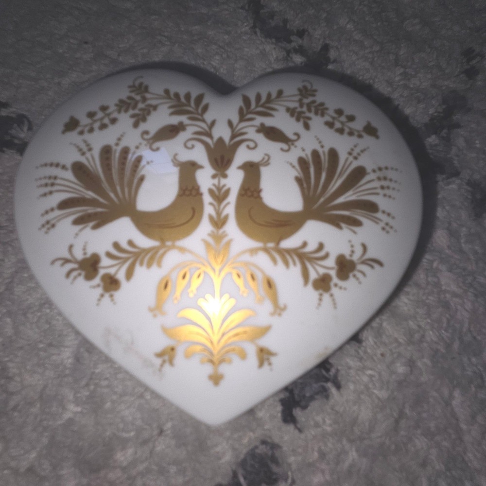 Heinrich Porcelain Trinket Box Heart Shaped Birds Gold Accent Germany