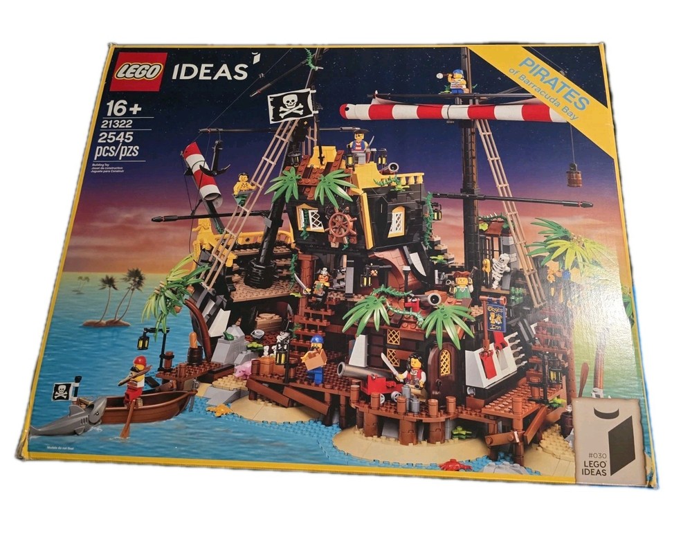 LEGO Ideas: Pirates of Barracuda Bay (21322 6320519) W/ Manual