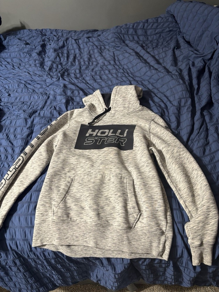 Hollister Men's Medium Hoodie